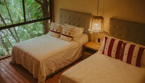Twin Room with Private Bathroom