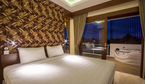 Suite with Jacuzzi