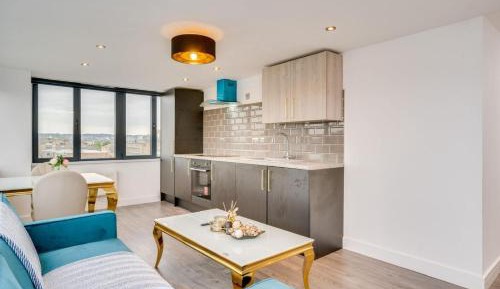 Two-Bedroom Apartment with City View