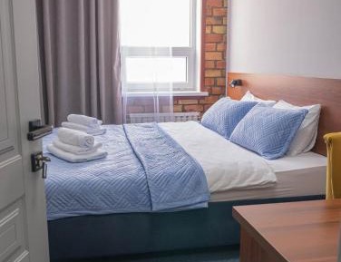 Standard Double Room with Shared Bathroom
