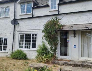 One-Bedroom Cottage