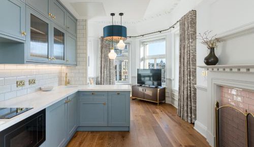 Edwardian Suite