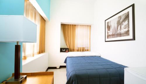 Deluxe Double Room with Private Bathroom
