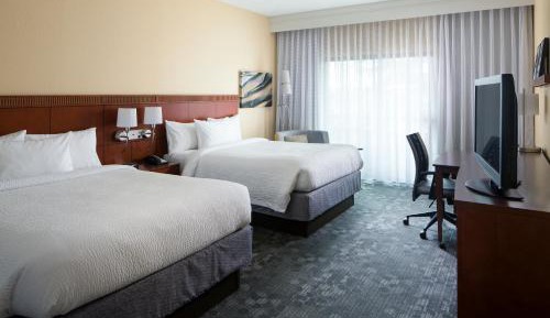 Guest Room, two Queen beds