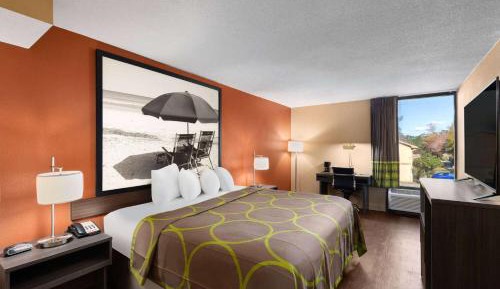 King Room - Disability Access/Non-Smoking