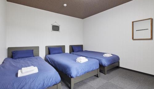Triple Room with Shared Bathroom