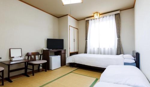 Triple Room with Shared Bathroom