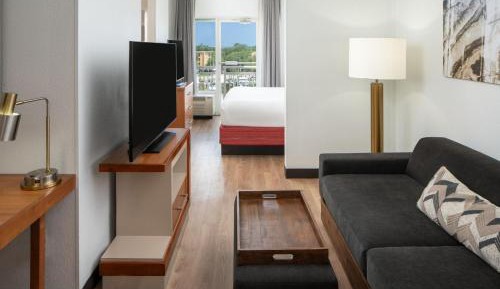 Studio, 1 King, Sofa bed, Water view, Balcony
