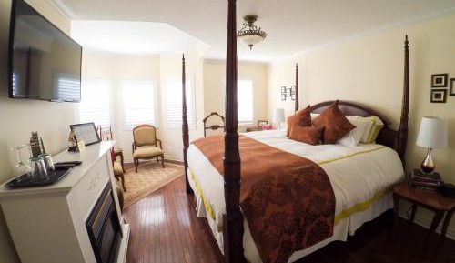 Superior King Room