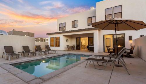 Four-Bedroom Holiday Home