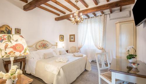 Deluxe Junior Suite