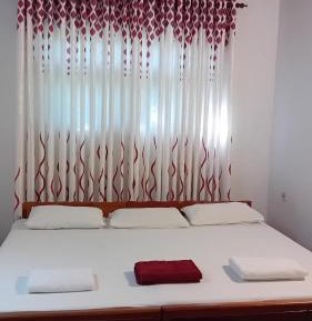 Basic Triple Room