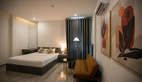 Superior King Room