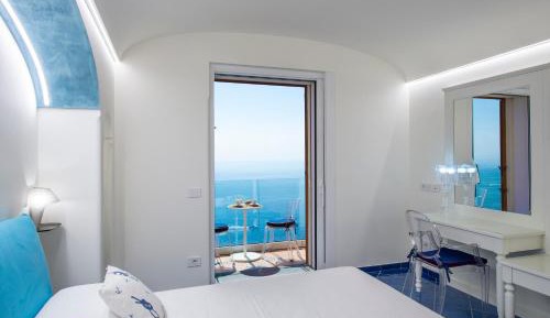 Queen Room with Sea View