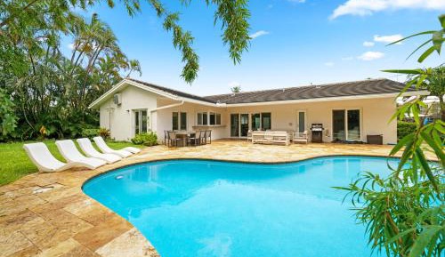 Villa with Private Pool