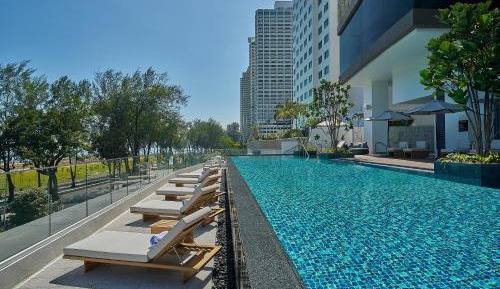 Club Level Twin Room with Sea View