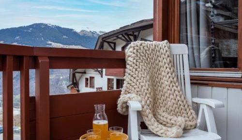 Studio with Balcony (4 People)