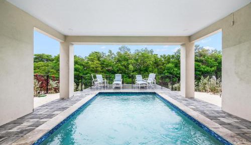 Three-Bedroom Holiday Home 