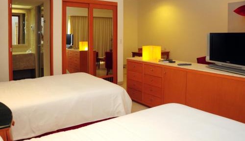 Standard Double Suite