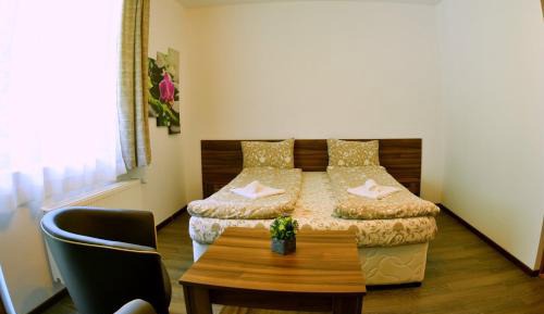 Large Double Room