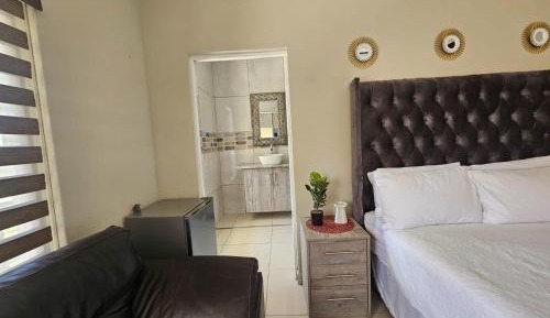 Superior Double or Twin Room with Pool View