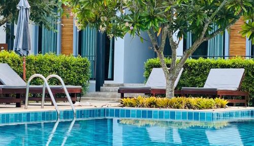 Double Room with Pool View