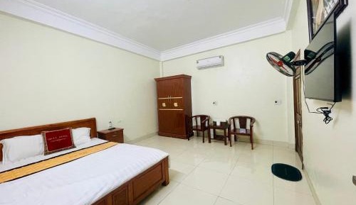 Double Room with Private Bathroom
