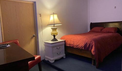 Queen Room