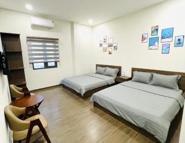 Quadruple Room with Private Bathroom