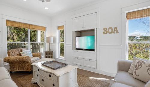 Four-Bedroom Holiday Home