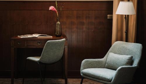 Maisonette Family Room