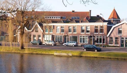Three-Bedroom Holiday Home 