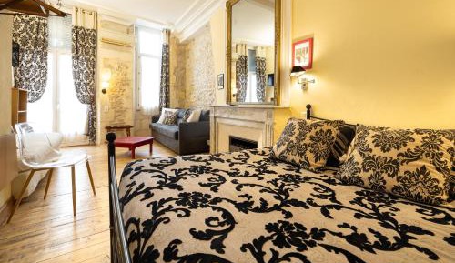 Romantic Family Room