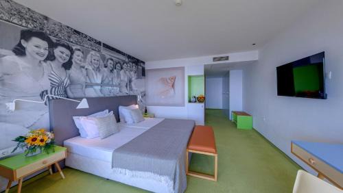 Deluxe Double Room with Sea View