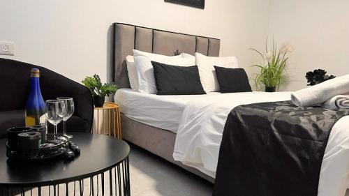 Basic Triple Room