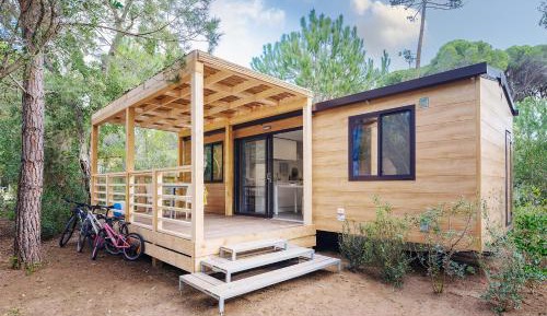 Two-Bedroom Mobile Home (4 Adults)