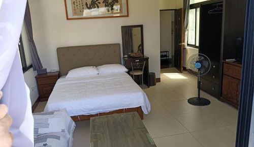 Queen Room