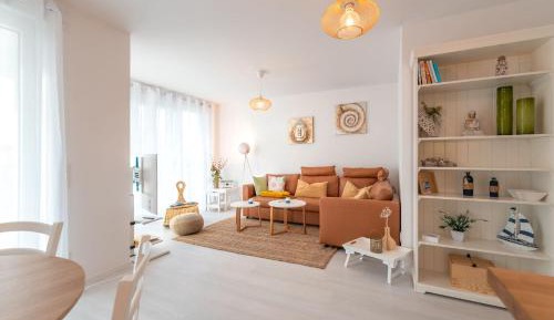 One-Bedroom Apartment with Terrace