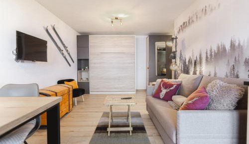 Studio Apartment
