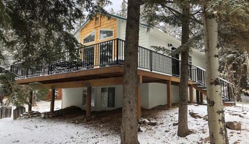 Three-Bedroom Holiday Home 