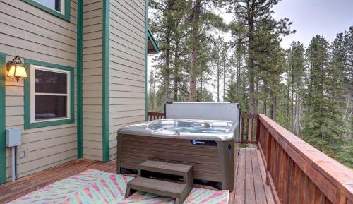 Three-Bedroom Holiday Home 