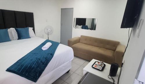Deluxe Suite