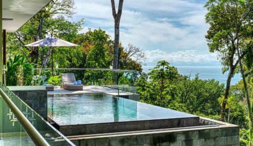Villa with Sea View