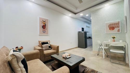 Superior Three Bedroom Apartment