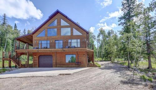 Five-Bedroom Holiday Home