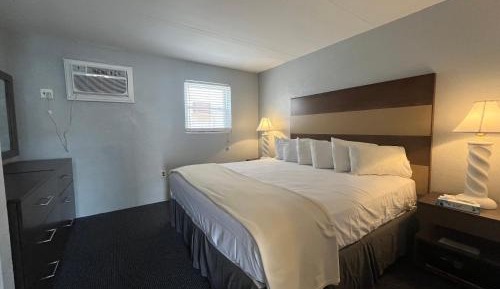 Two Room Suite with Kitchenette King Bed