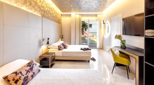 Suite with Spa Bath