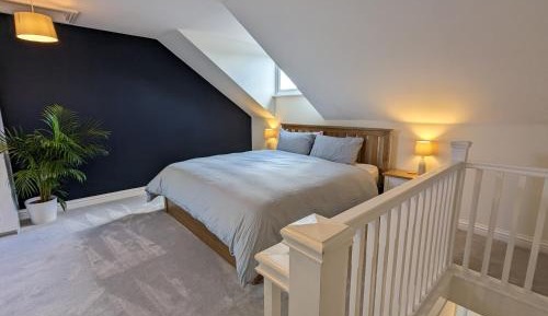 Superior King Room