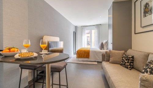 Studio Apartment