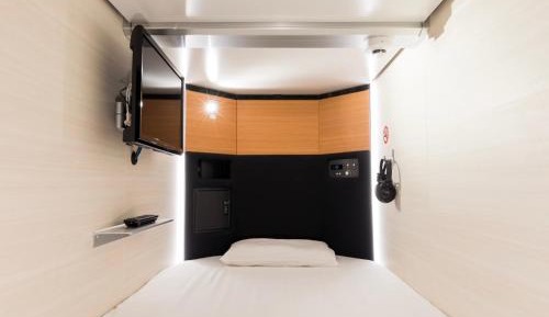 Standard Capsule Room for Male